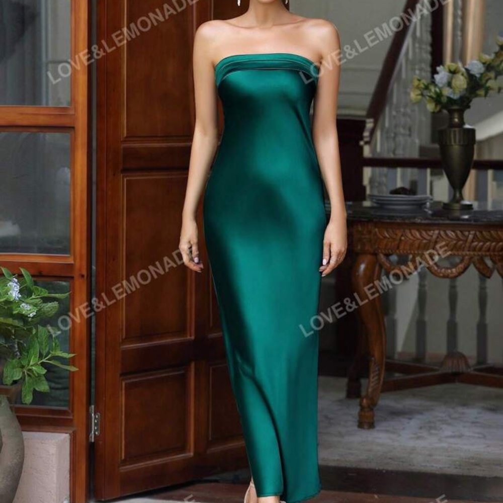 Formal Dress - Picture 3 of 4